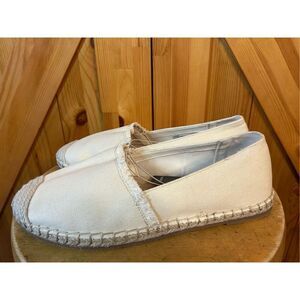 Torrid slip on espadrille natural size 9 nwt Read